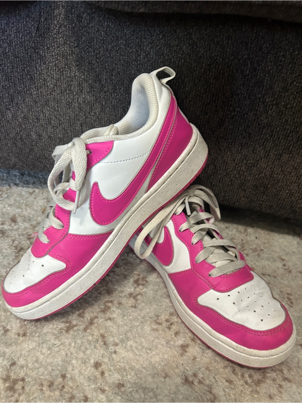 Nike White and Hot Pink Women's Low-Top Sneakers